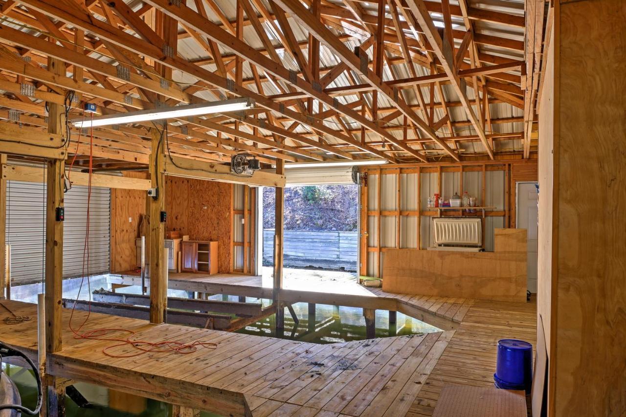 Paradise Cove Cabin With Boathouse And Dock Guntersville Extérieur photo